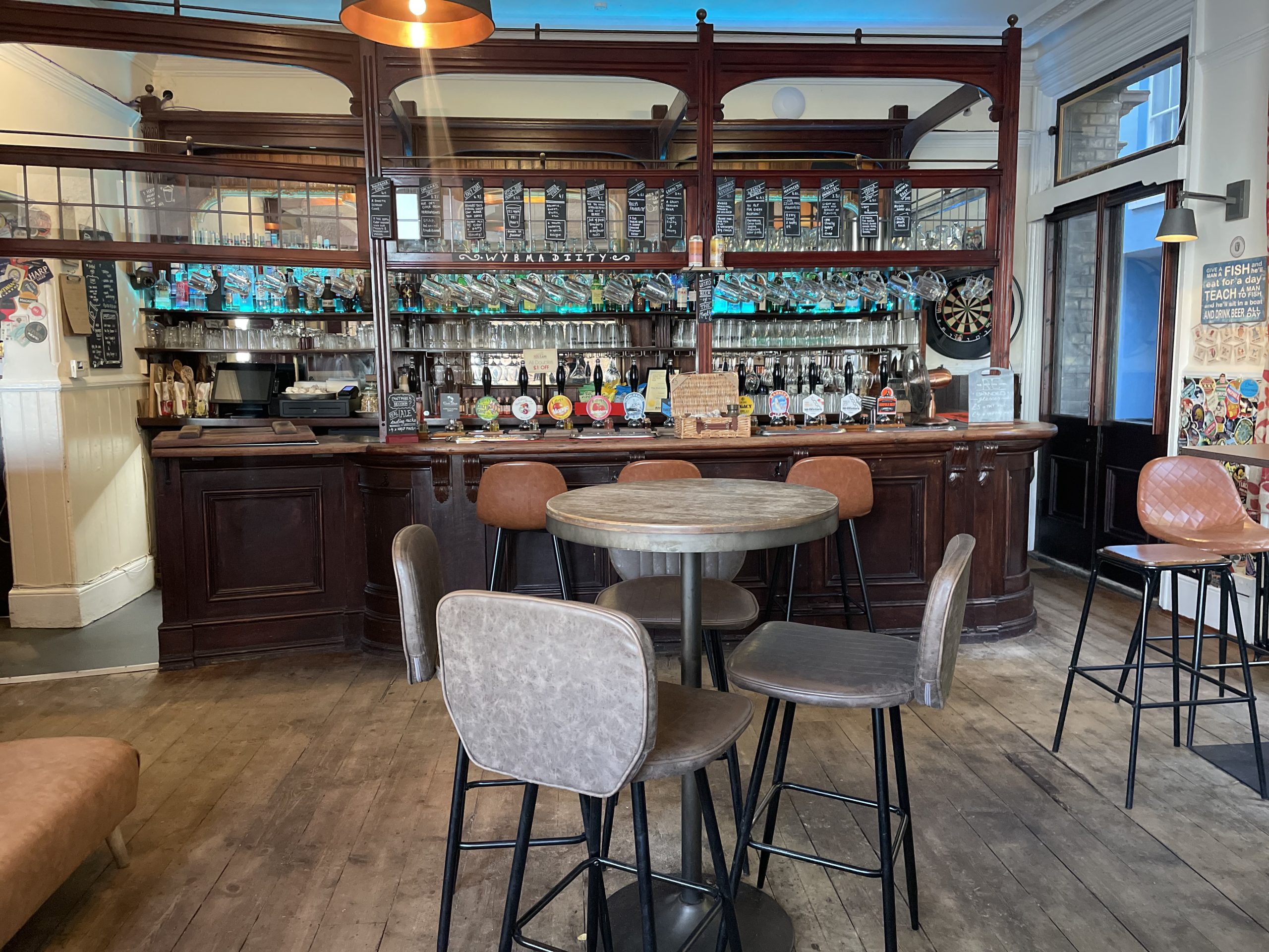 image_50725633 Red Lion Cromer Bar Area